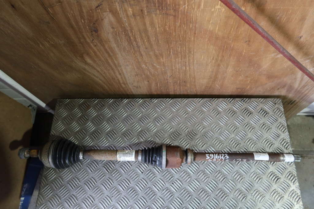 фото №1, Приводной вал правая peugeot 3008 i 2.0 hdi 9671999780