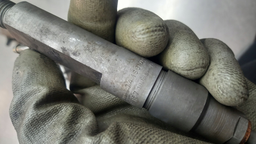 фото №12, Форсунки комплект 074130201g 074130202d vw t4 lt 35 2.5 sdi 75km