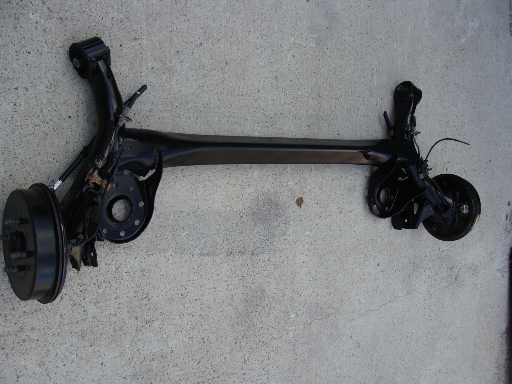 фото №1, Балка oś задняя toyota yaris ii iii барабан !!!