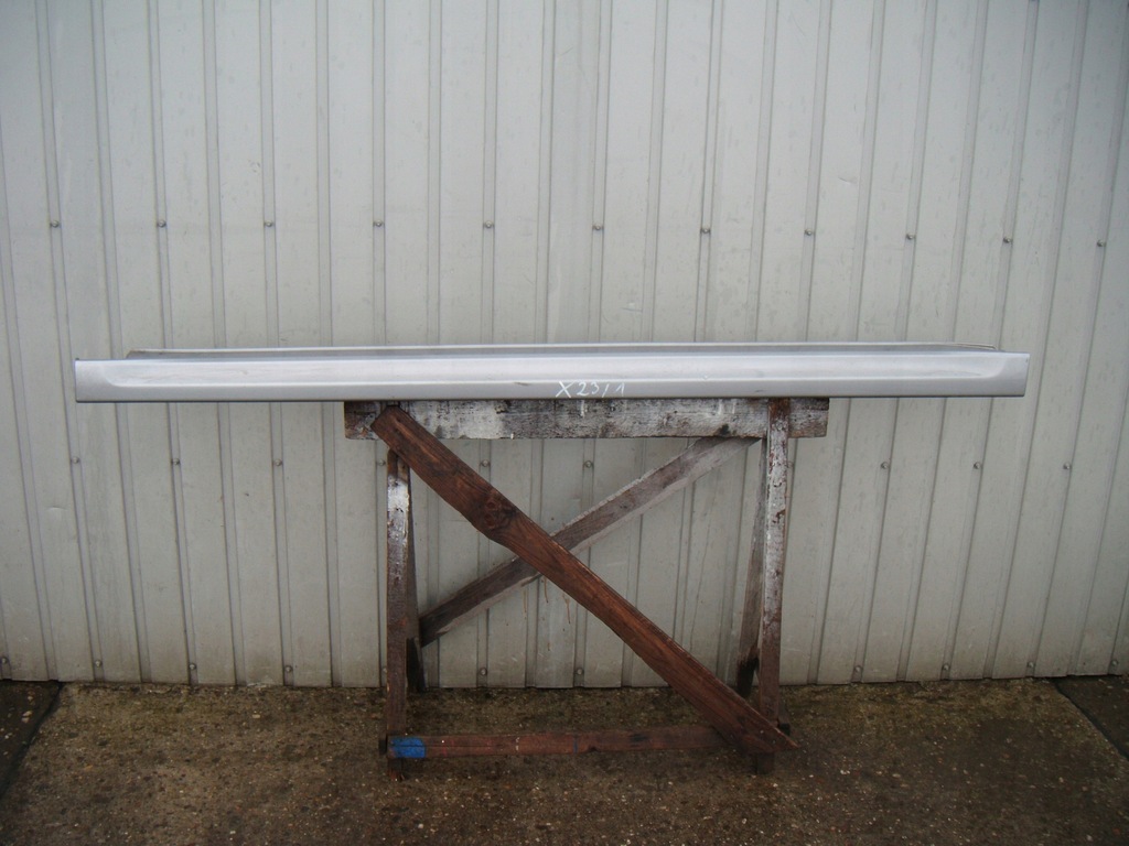 фото №1, Subaru legacy v 09-14 молдинг порог левая