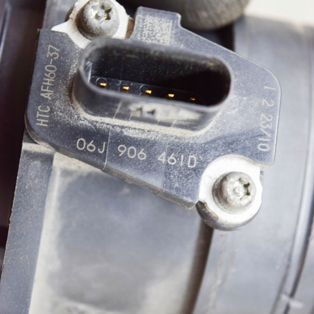 Audi a5 8t 8f 2011 расходомер массовый воздуха maf Недорого