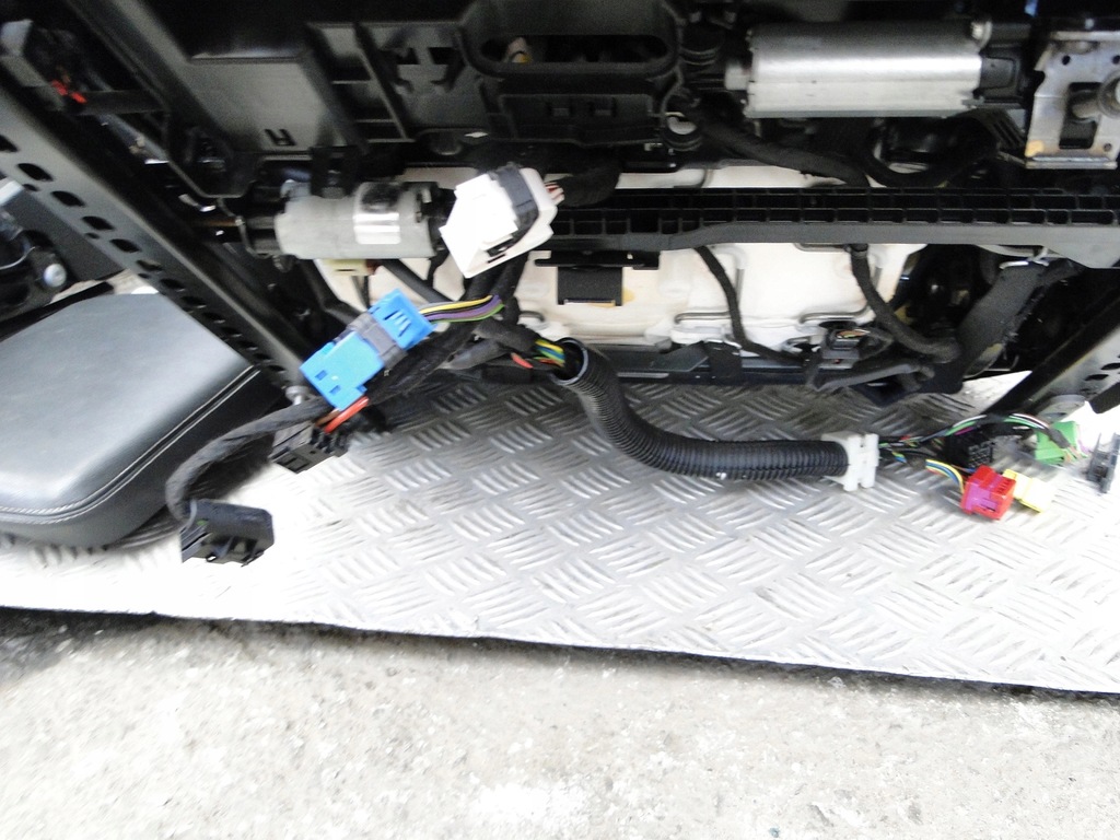 фото №10, Сидіння шкіра обшивки audi sq7 4m 4m0 5 пасажирський