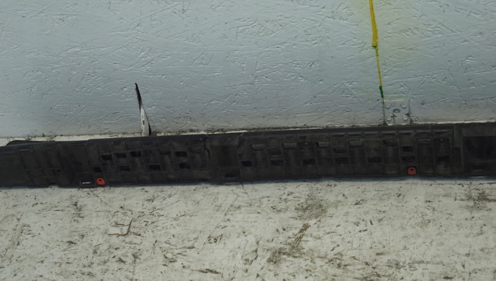 фото №11, Направляющая кронштейн накладки порога левый bmw x3 e83