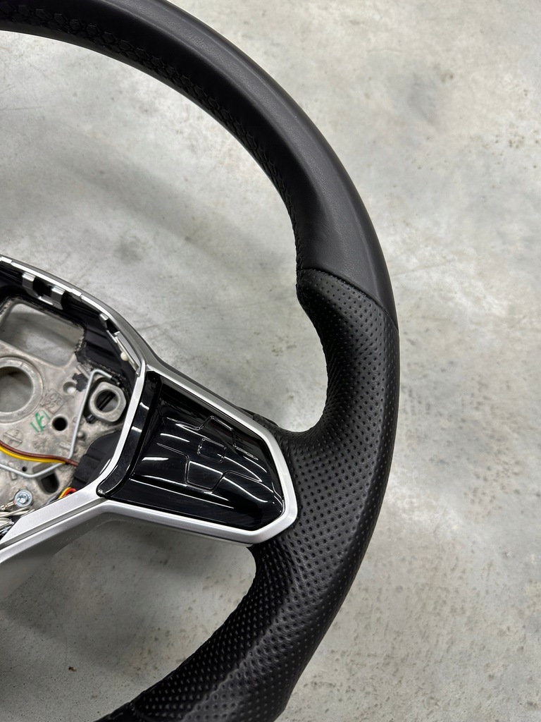 фото №3, Повітропровід перфорована vw touareg 760 golf viii 8 arteon r r-line оригінал