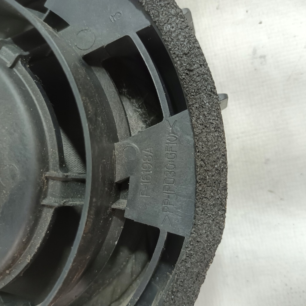 фото №9, Mitsubishi space star 13- динаміки двері передніх