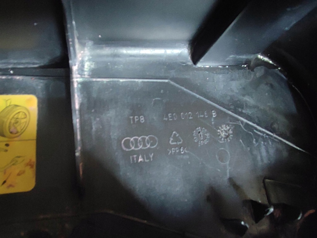 фото №7, Коробка инструментальный корпус домкрата audi a8 d3