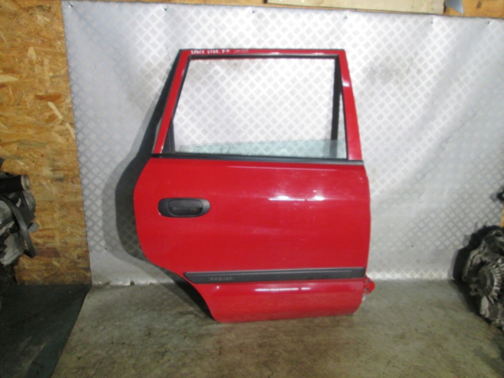 фото №1, Дверь правое правый задняя mitsubishi space star i p04