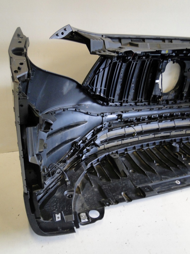 фото №12, Mercedes бампер передний amg na датчики pts нижняя часть eqa h243 243