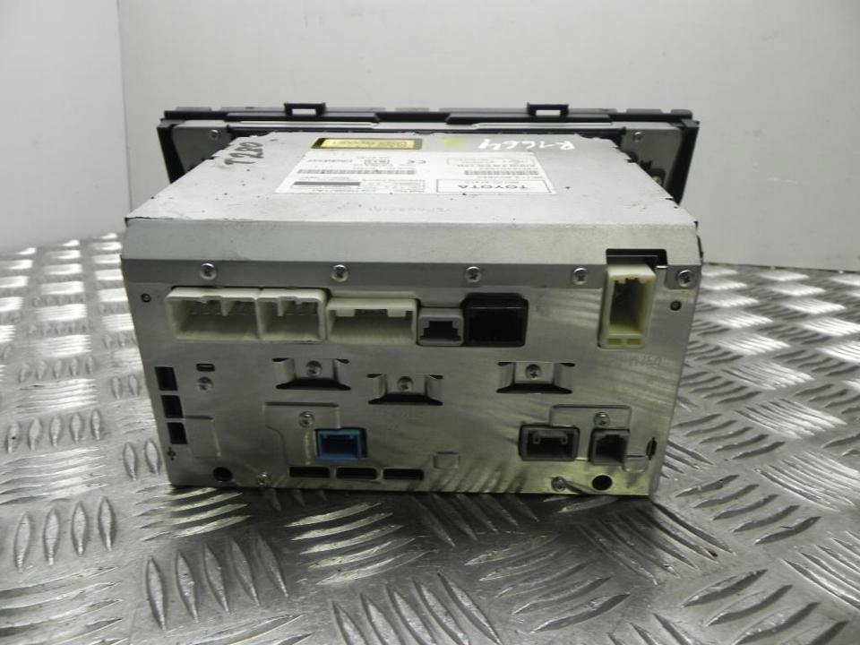 фото №5, Радио с проигрыватель cd toyota prius 2010 8611360v840