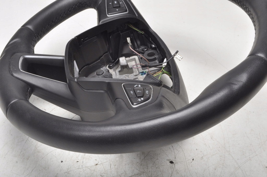 фото №5, Ford focus mk3 воздуховод кожаный многофункциональный