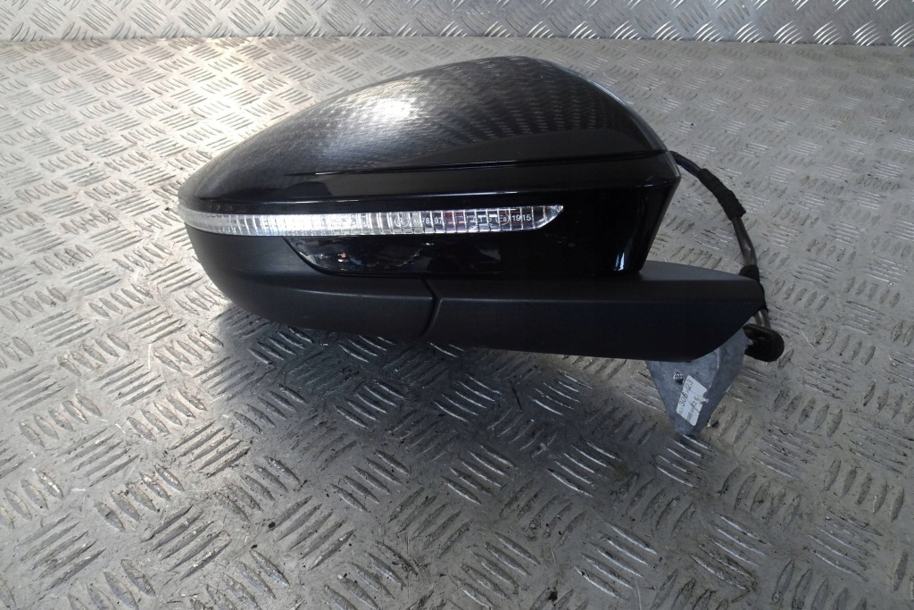 фото №1, Audi q4 e-tron - дзеркало праве 15 pin