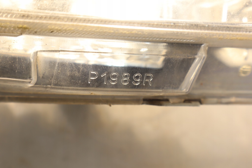 фото №6, Лампа права передня mazda premacy i