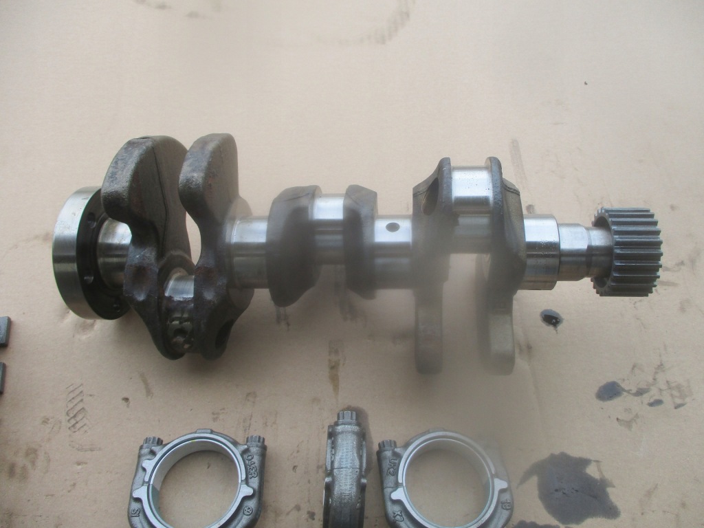 Wał коленчатый 04cam vw audi skoda seat chza 1.0tsi Киев