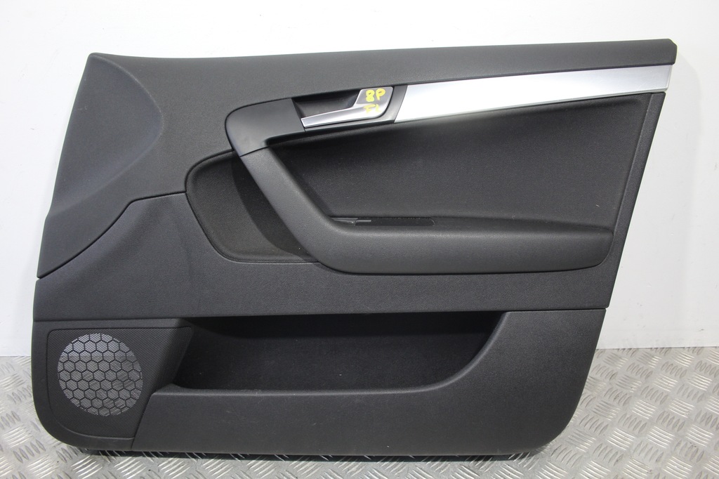 фото №1, Обшивка дверь правый перед audi a3 8p0 8p lift