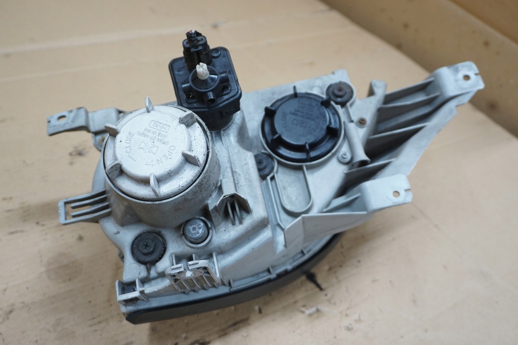 фото №14, Hyundai terracan лампа правый перед правая передняя 04r eu