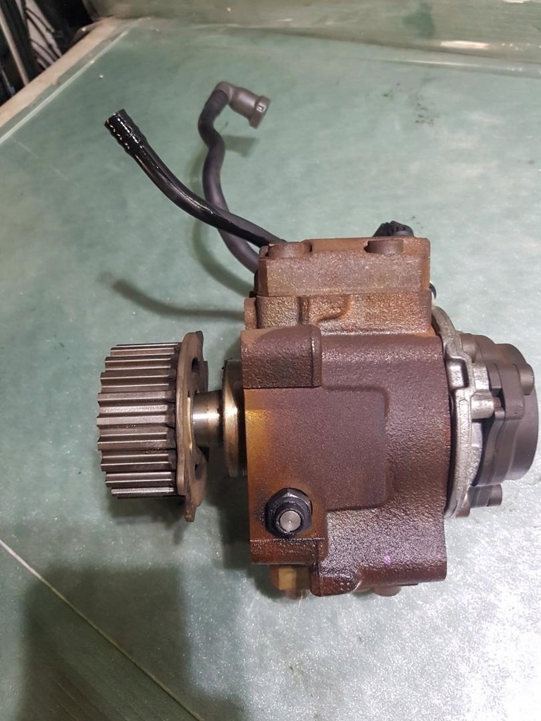 фото №6, Насос впрыскная 1.6ehdi citroen ds4 9672605380