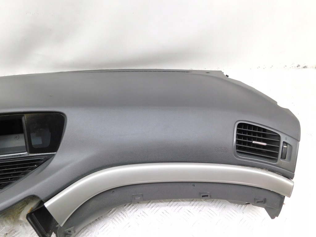 фото №8, Приборная панель + подушки безопасности ремни - subaru tribeca lift 07-14