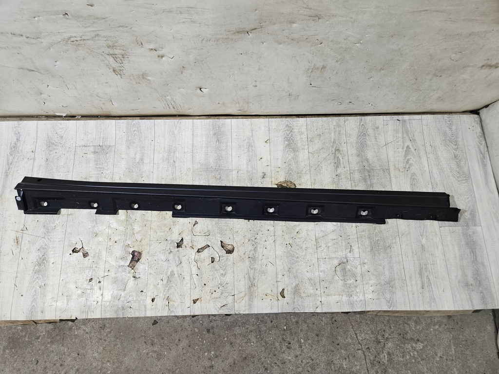 фото №1, Toyota rav4 v xa50 2019- порог молдинг порог правая