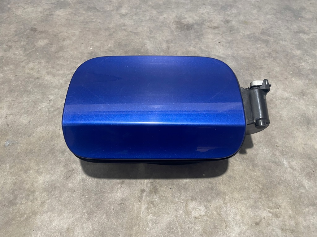 Купити Bmw m5 f90 кришка заливна горловина пального колір c1k