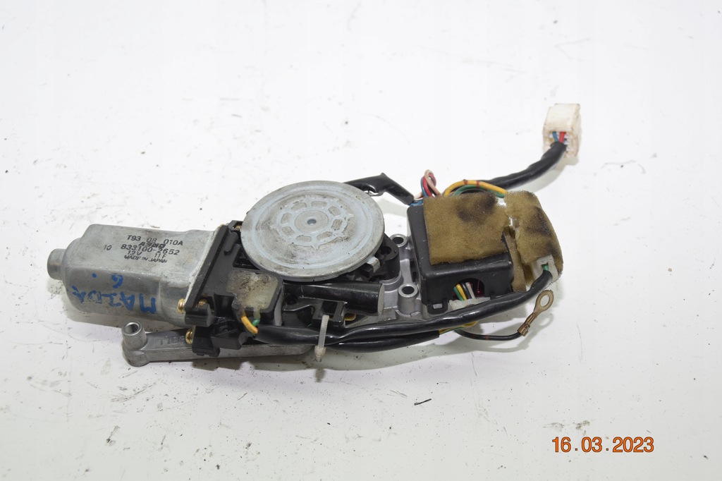 фото №1, Двигун моторчик люк mazda 6 833100-2652