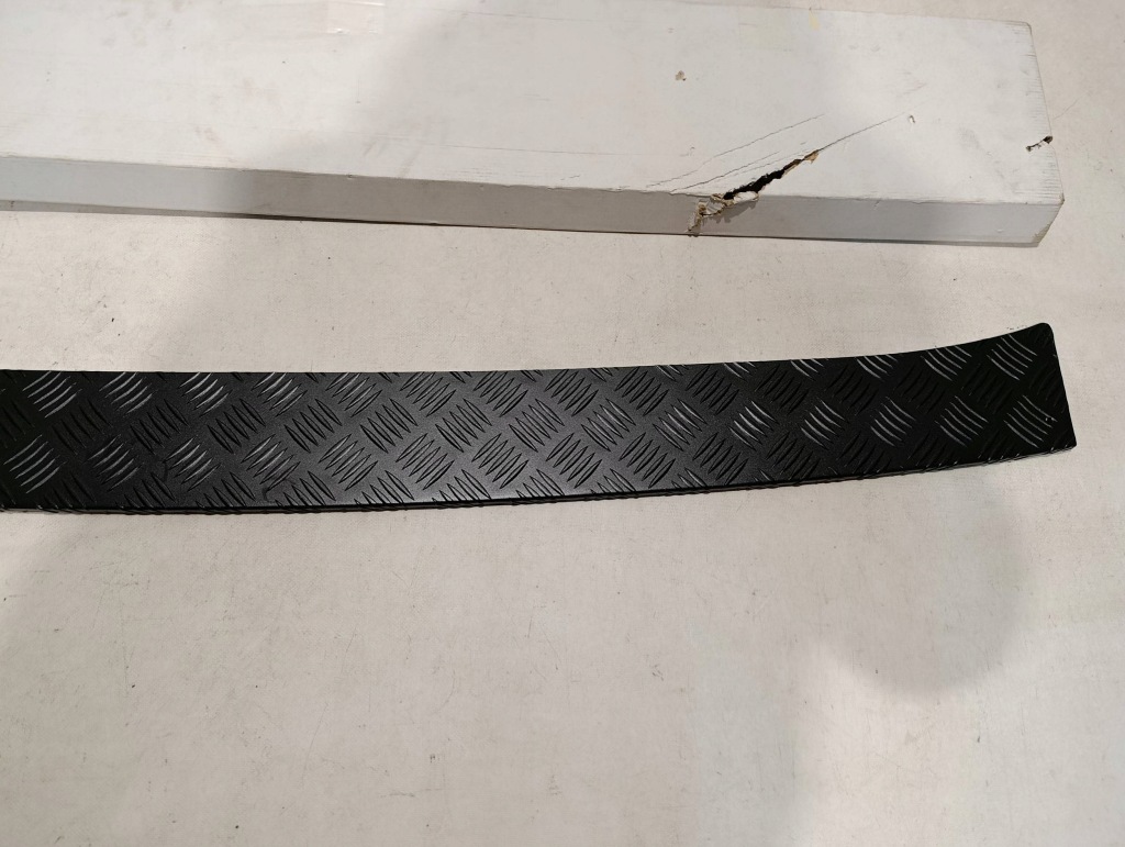 фото №3, Молдинг накладка бампера заднего renault 7717085305