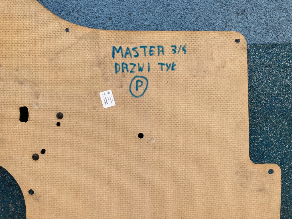 Купить Master 3 1 4 movano 10- обшивка обивка дверь задний  правый оригинал