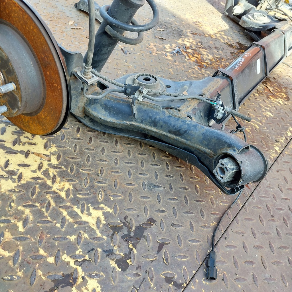 фото №8, Renault arkana 1,3tce балка подвеска задняя комплектная