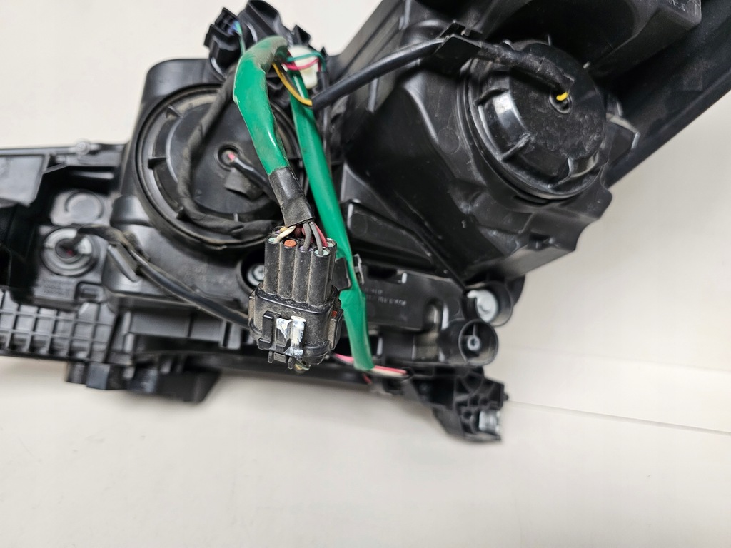 фото №12, Лампа передняя правая nissan leaf ii 2 260105sh0a