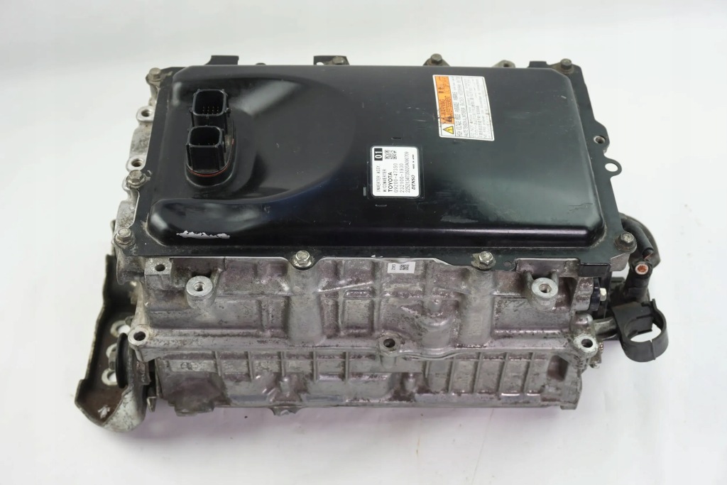 фото №1, Зарядное устройство инвертор toyota prius corolla g9200-47350