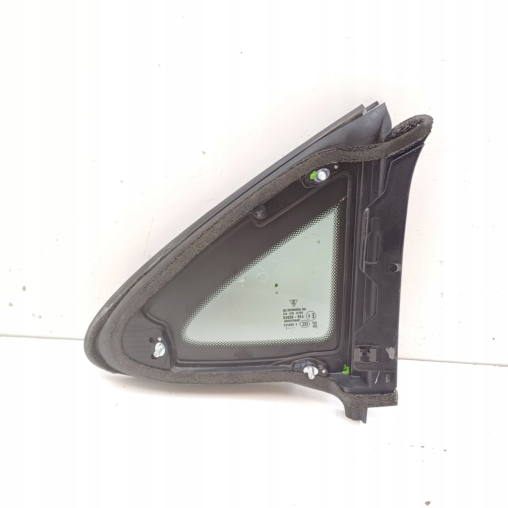 фото №6, 2021 porsche taycan 9j1 стекло кузовная задняя 9j1845297m