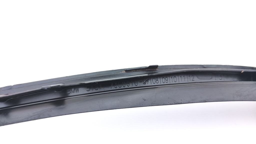 Bmw x1 f48 рестайлінг  молдинг скло лобове правий перед tc761 Недорого