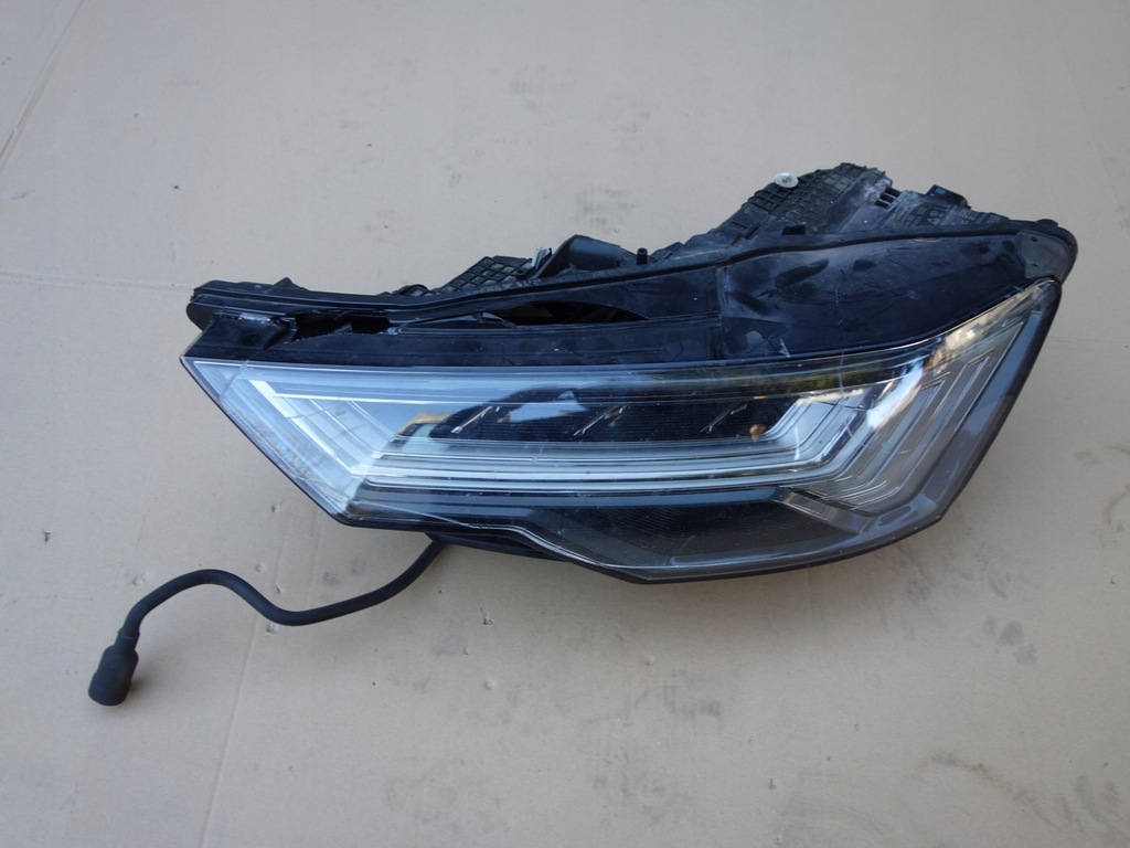 фото №1, Лампа matrix audi a6 c8 4k0 левый перед