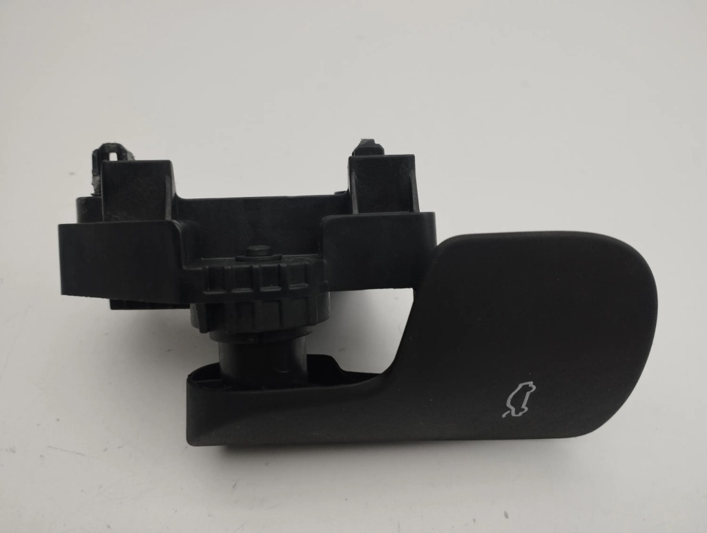 фото №4, Audi q3 f3 ручка открывания капот 2019 83c823633