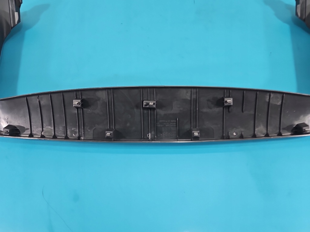 Купити Оббивка кришки задній обшивка багажника задній skoda kamiq 658867605