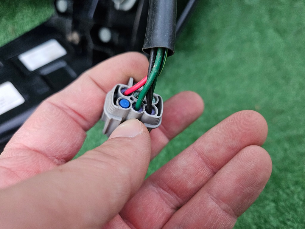 фото №13, Лампа правий задня nissan leaf ii 19-