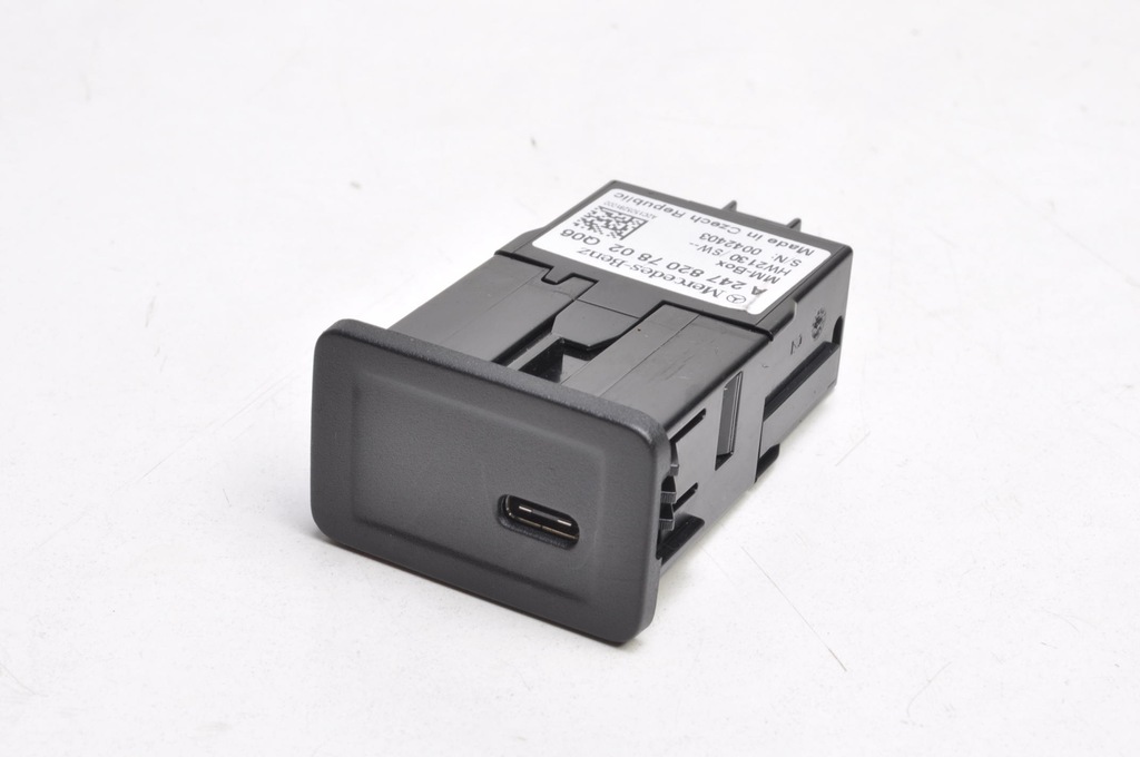 фото №1, Mercedes eqb x243 вхід роз'єм usb a2478207802