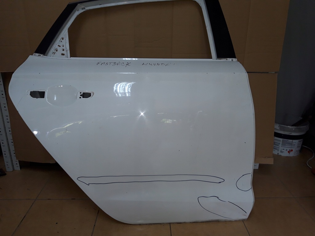 фото №1, Hyundai i30 fastback двері задні праве