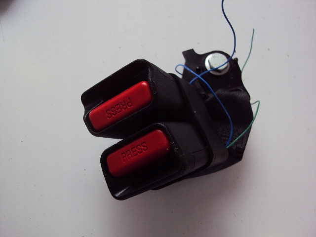 фото №2, Защёлки ремней задняя renault kadjar 2015-