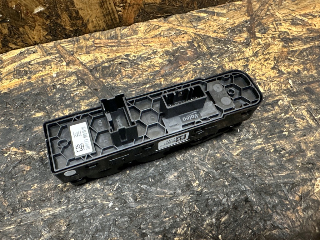 фото №4, Переключатель панель окон зеркал renault talisman 254006367r