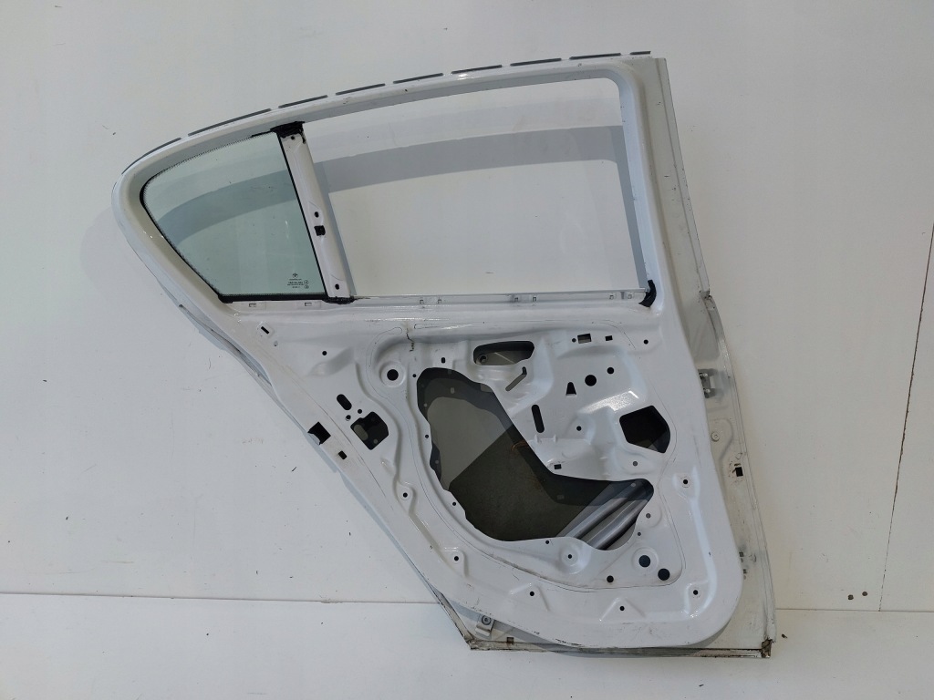 фото №4, Bmw 1 e87 дверь левая задняя оригинал
