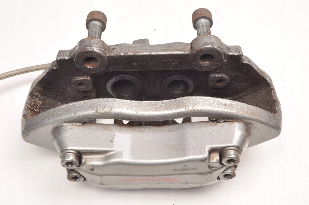 Maserati quattroporte v суппорт тормозной правый перед 20723304 20833300 Недорого