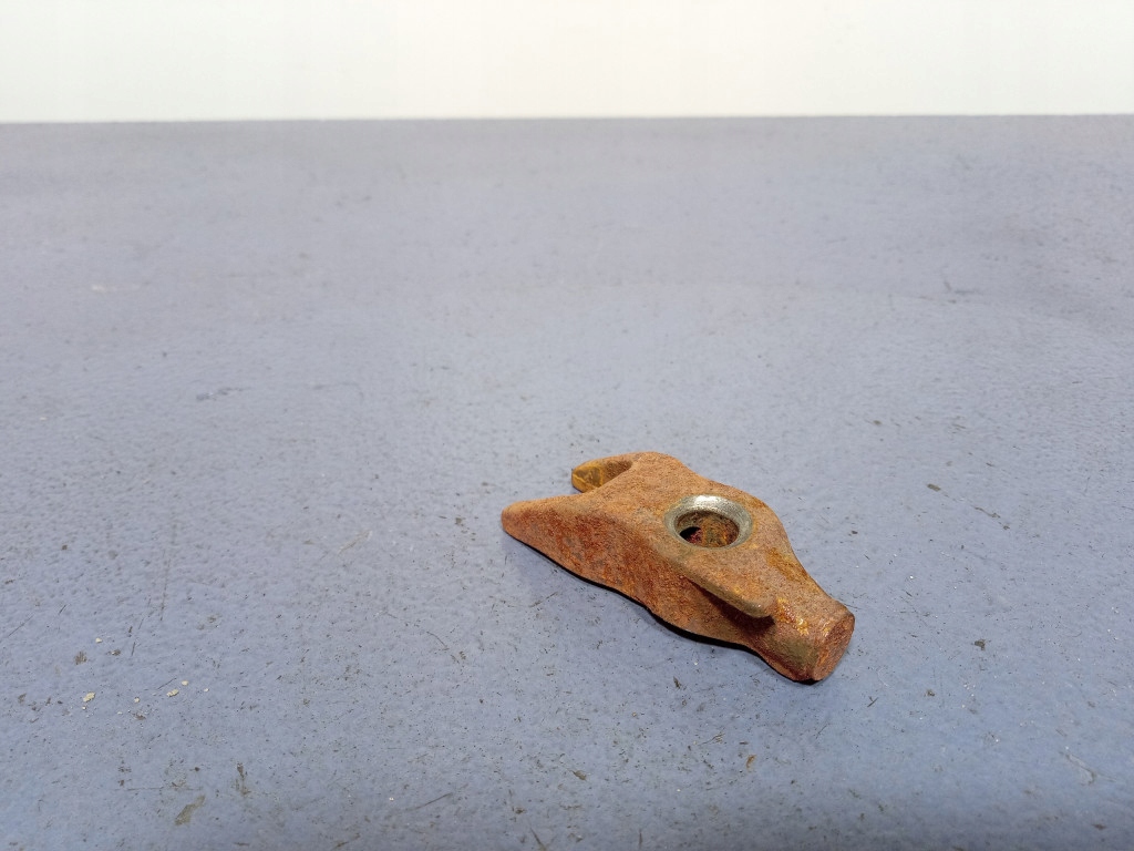 Peugeot rifter berlingo iv 1.5 bluehdi подножка кронштейн впрыска Цена