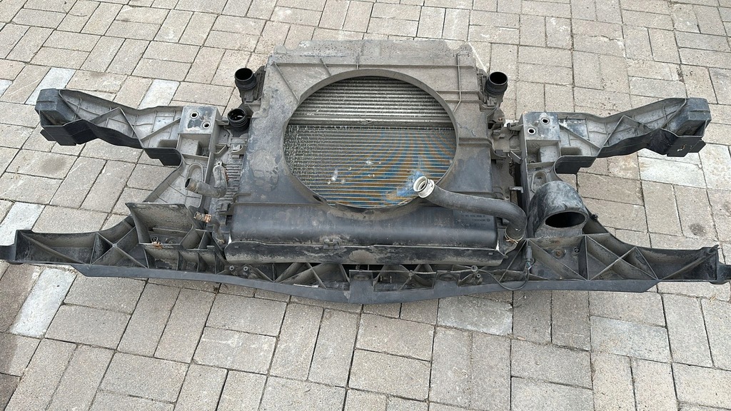 фото №7, Mercedes benz sprinter w906 kompletny перед лампы решётка радиатора капот крыло 9147