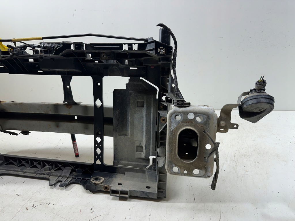 фото №11, Pas передний усилитель ford courier mk2