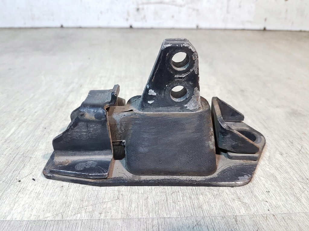 фото №1, Подушка двигателя нижняя volvo v70 2.4