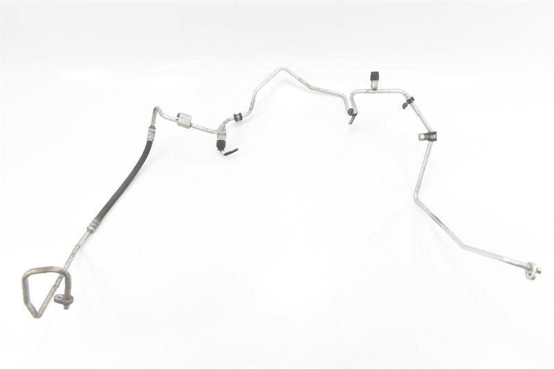 фото №1, Шланг кондиціонера 924401446r 924405898r dacia logan ii sandero ii 0.9