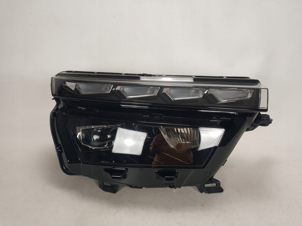 фото №1, Skoda kamiq 658 лампа full led перед правая