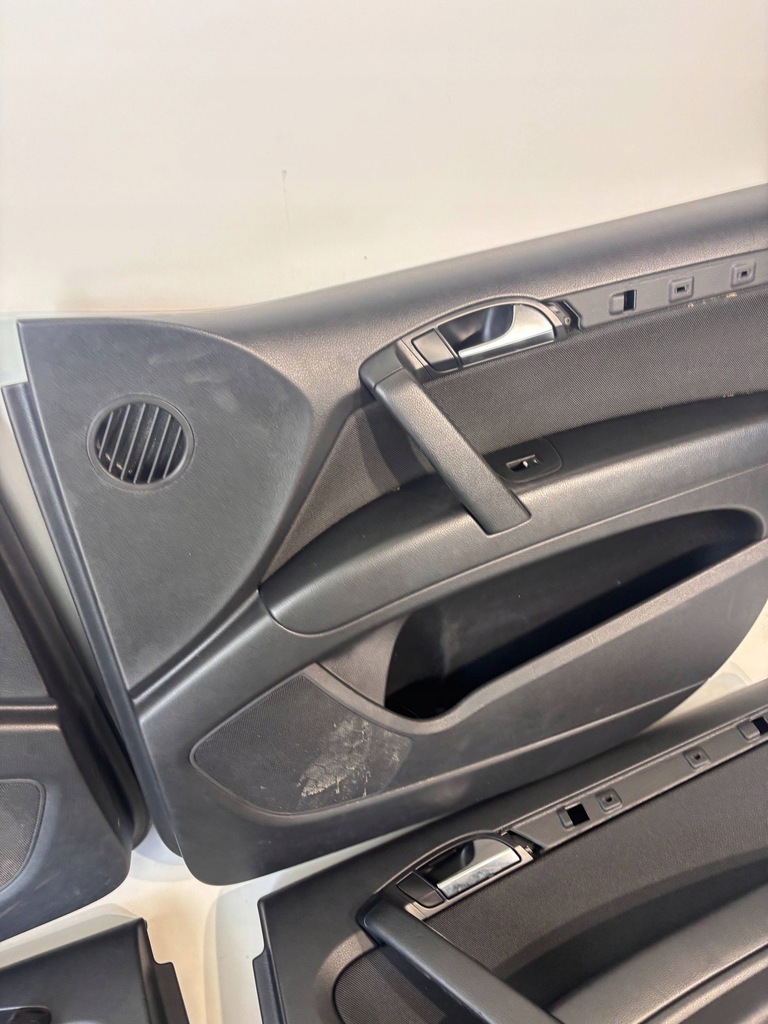 фото №10, Audi q7 4l 2009 комплект обшивки / оббивка двері / комплект