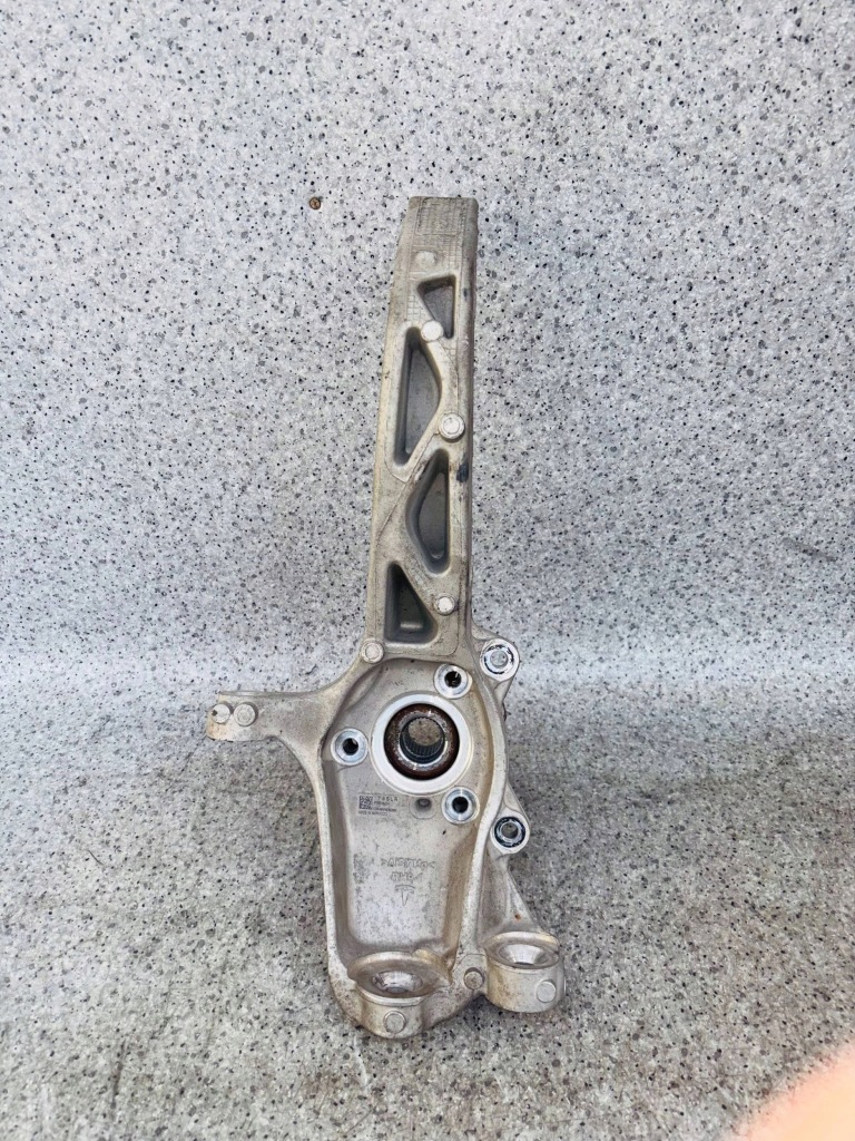 Купить Tesla model y поворотный кулак правая r1188316-00-f