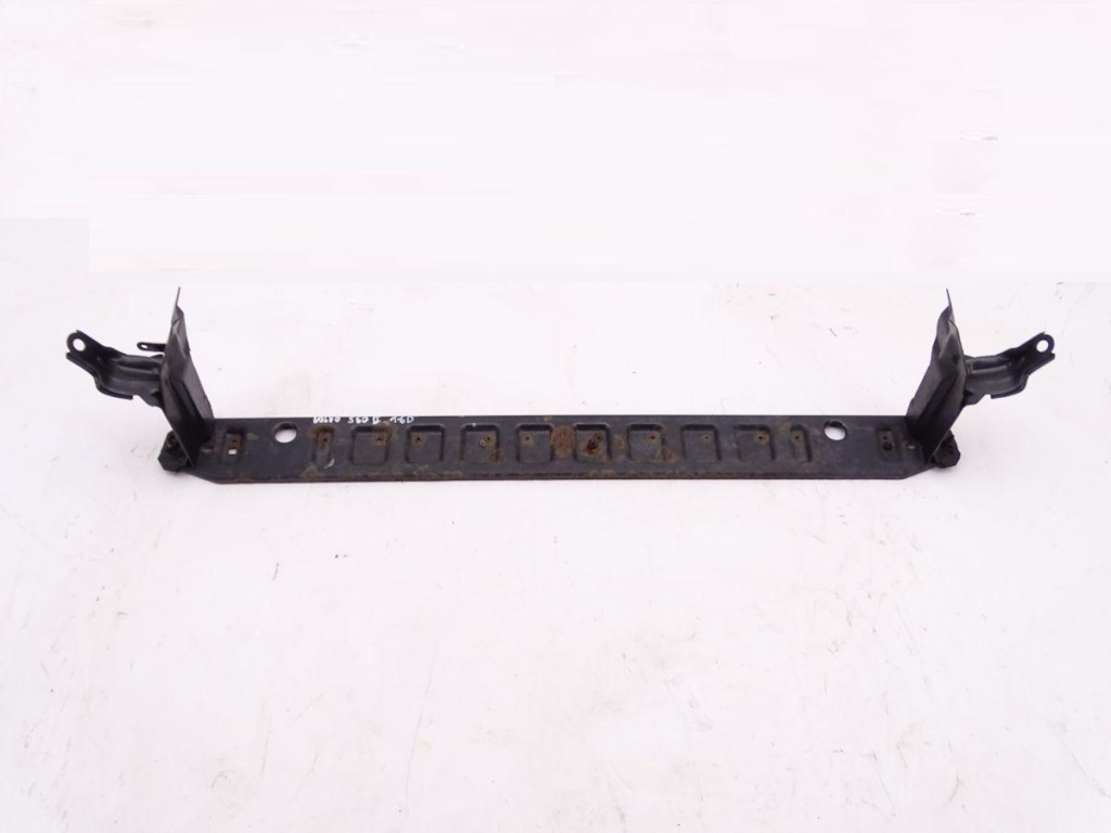 Купити Volvo s60 2 10-18 балка під  радіатор